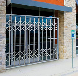 Collapsible Gates: Illinois Engineered Products Inc.